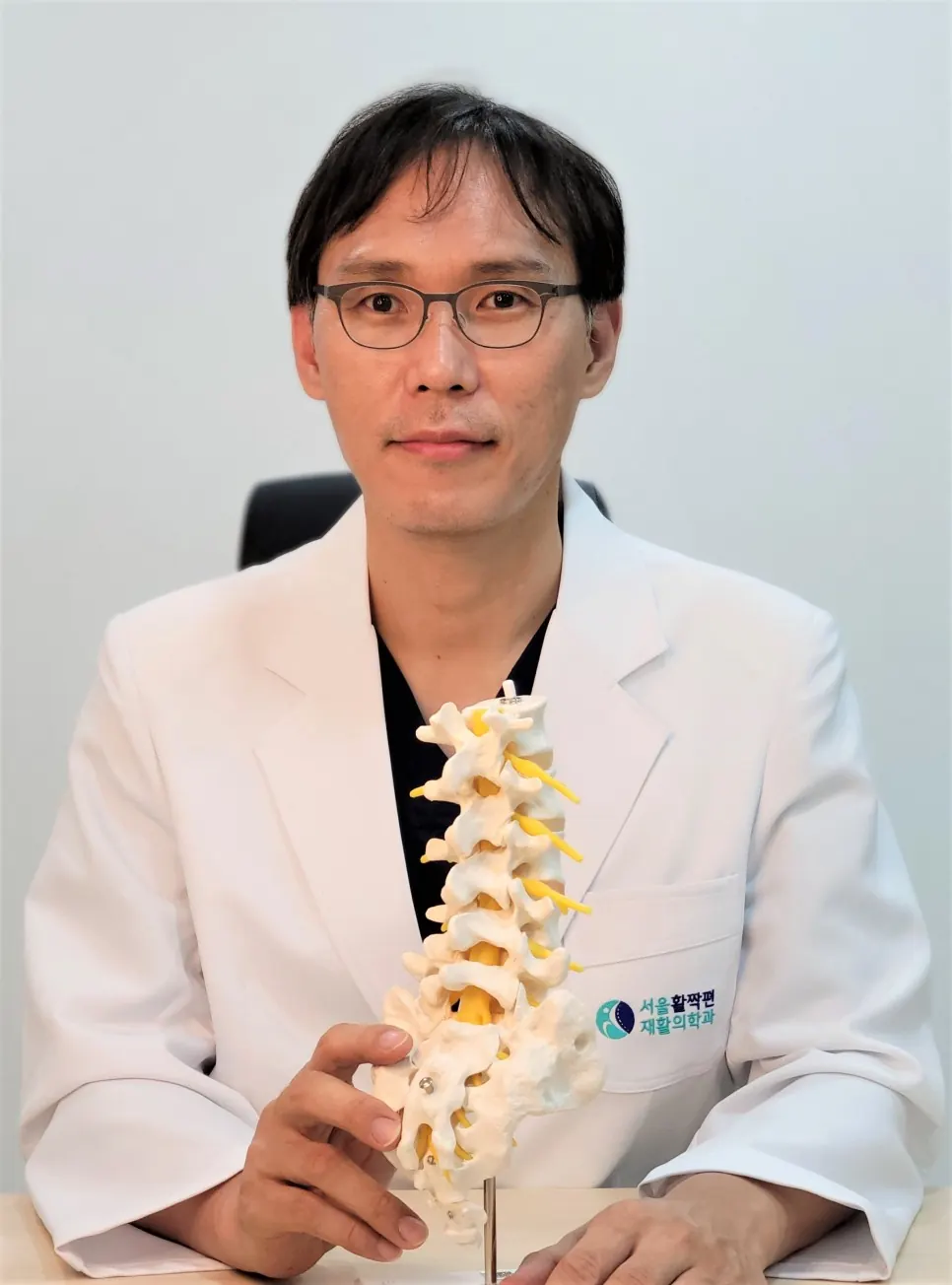 이진영 대표원장 — 재활의학과 전문의